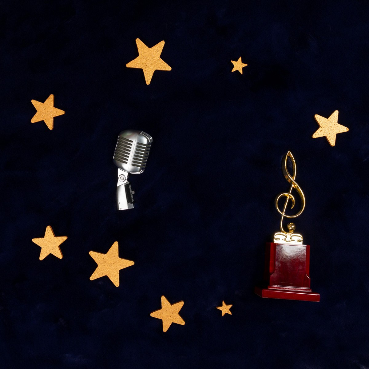 Реквизит для новорожденных и младенцев. Фотостудия Алматы. Семейная и детская фотостудия Family studio.Фотограф Алматы