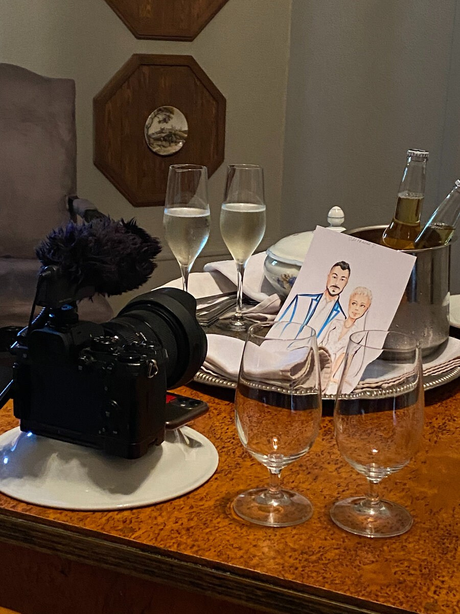 Камера и бокалы в замке БИП