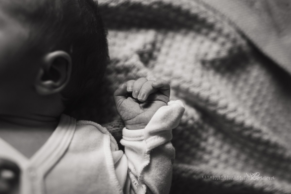 Фотосессия дома с новорожденным. Фотограф новорожденных в Магнитогорске Ксюша Борисова
