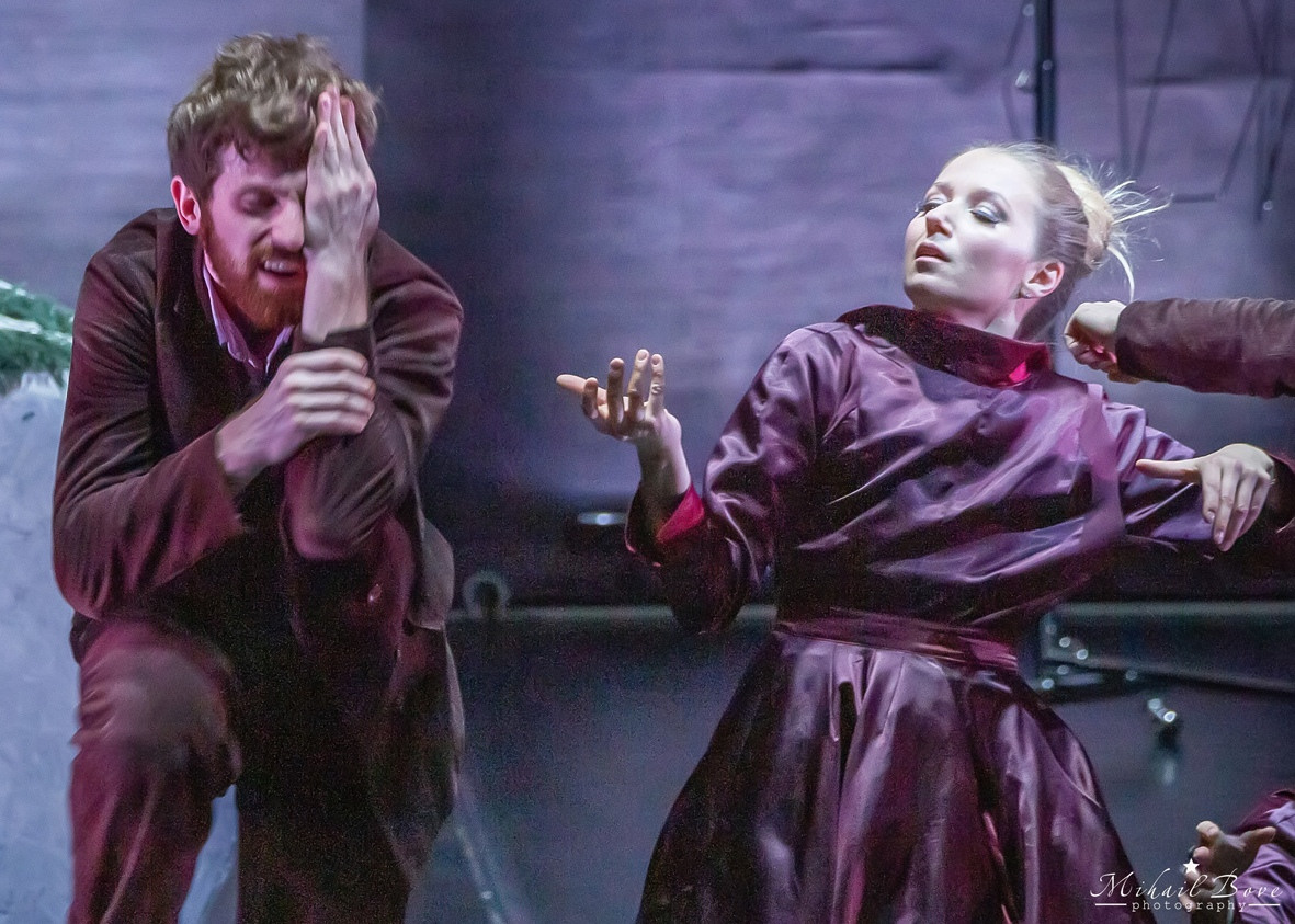 «Девушка с фарфоровыми глазами». Провинциальные танцы.Спектакль. Фотограф для маркетплейсов Михаил Бове