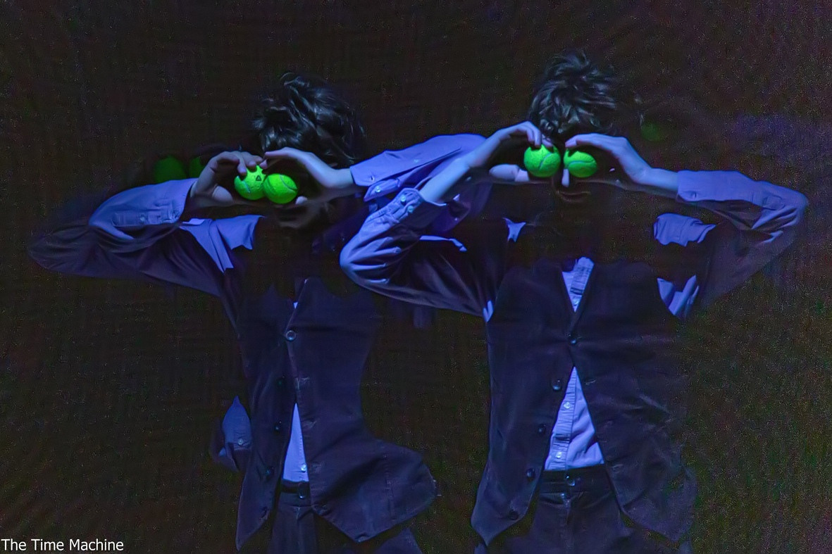 «Девушка с фарфоровыми глазами». Провинциальные танцы.Спектакль. Фотограф для маркетплейсов Михаил Бове