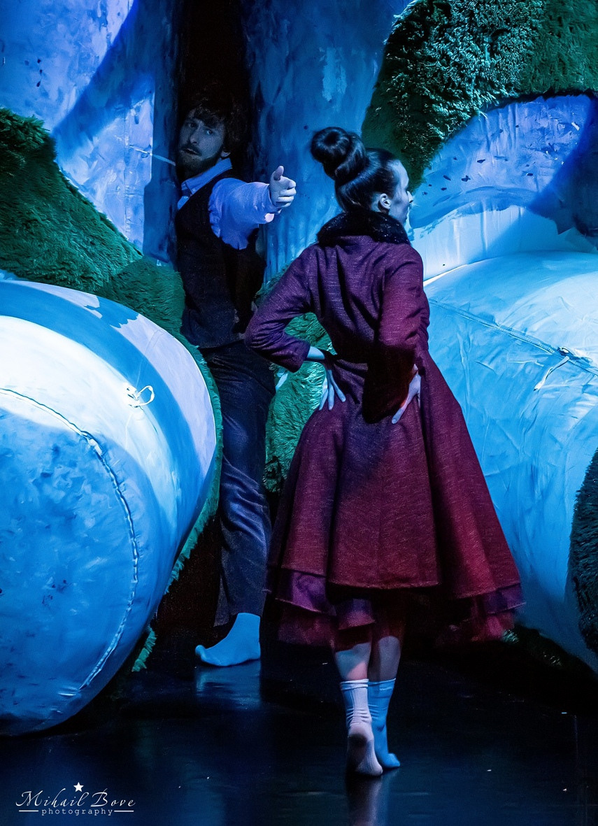 «Девушка с фарфоровыми глазами». Провинциальные танцы.Спектакль. Фотограф для маркетплейсов Михаил Бове