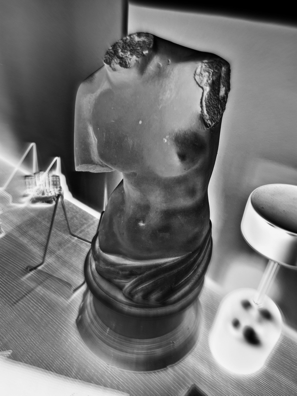 VOICE OF THE CITY. VISUAL ARTIST