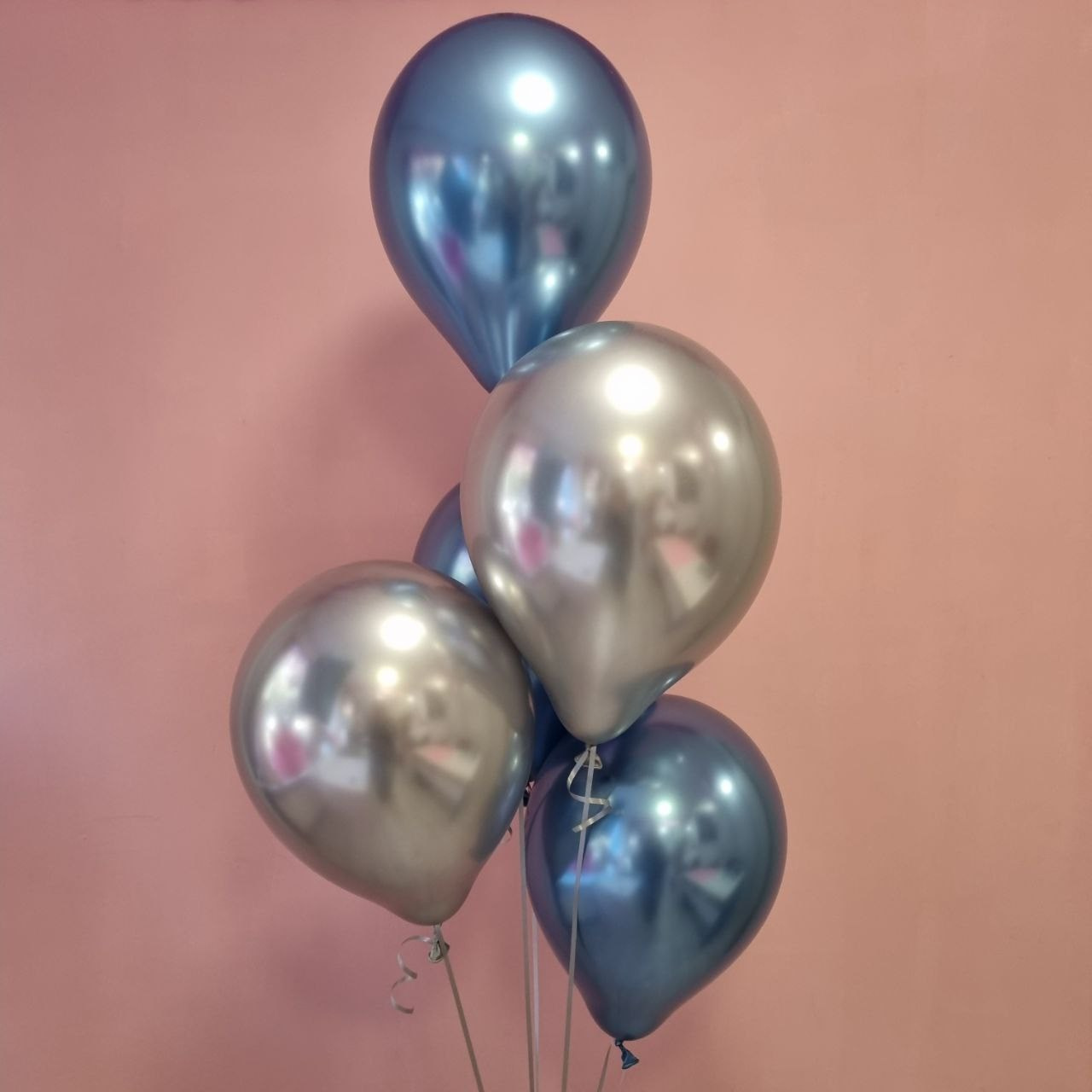 Dostava balona Novi Sad Dostava balona Beograd. Шары с гелием, фотозоны Нови Сад Белград. Balone i dekoracije od balona Novi Sad Beograd