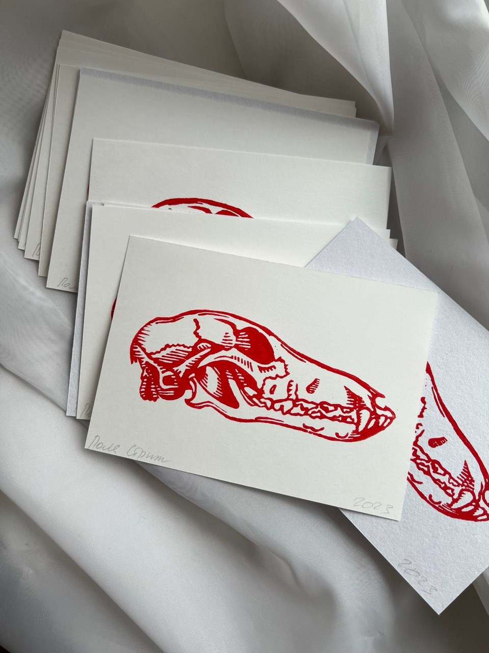 Линогравюры. Собачий художник Поля Стриж