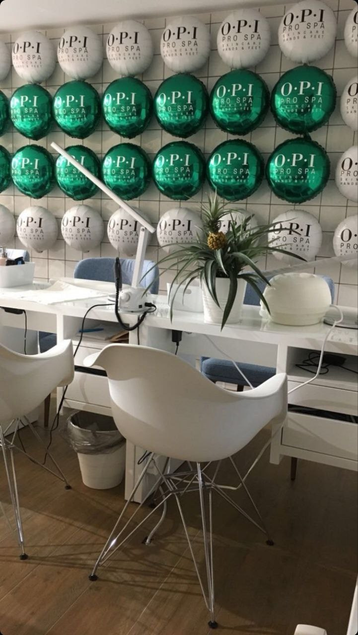 Baloni sa helijimom. Dekoracije balone. Dostava balone. Grad Novi Sad. Шары с гелием, фотозоны Нови Сад Белград. Balone i dekoracije od balona Novi Sad Beograd