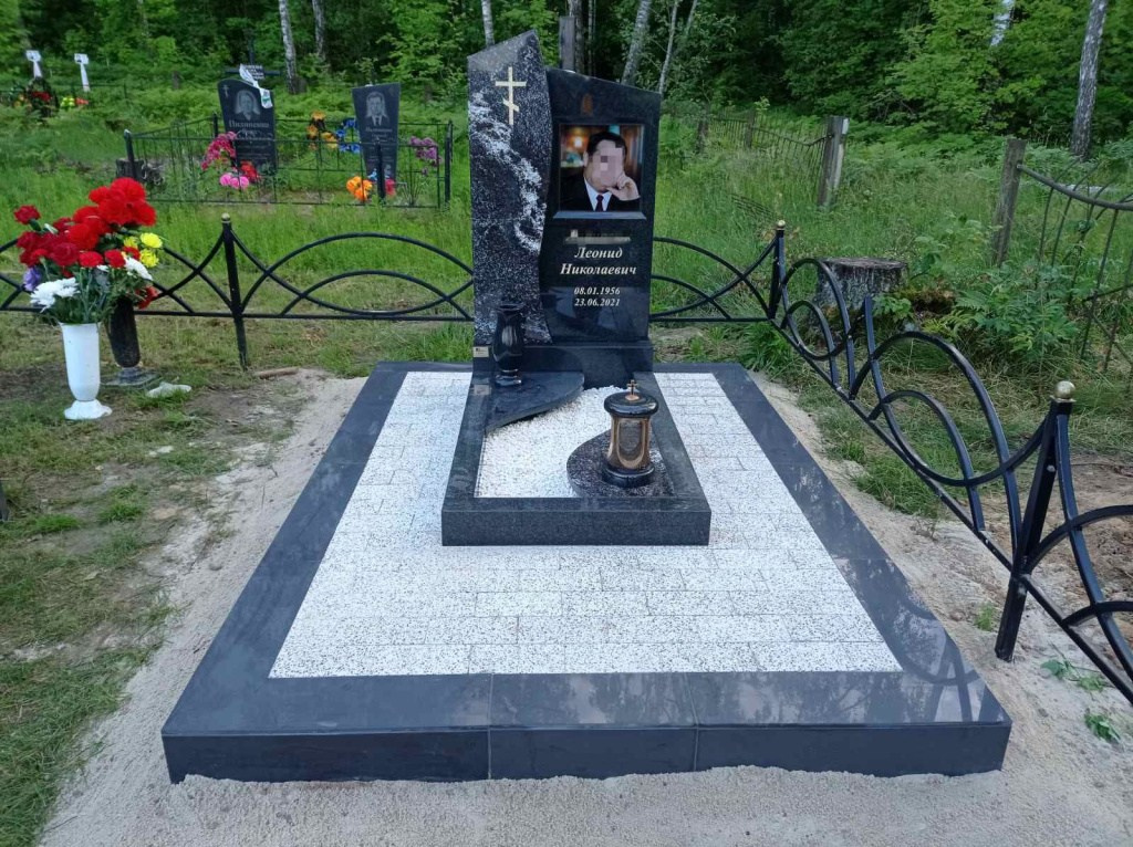 Реальные фото работ. Изготовление и установка памятников в Москве и МО