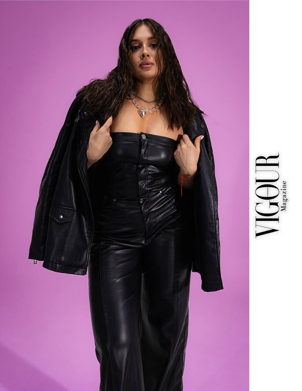 Dariana Fox — визажист, фотограф, преподаватель