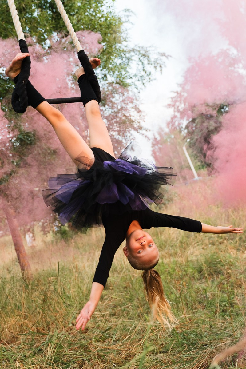 Фотопроект «Фаеры в лесу». Репортажный и семейный фотограф в Санкт-Петербурге Тарас Марченко