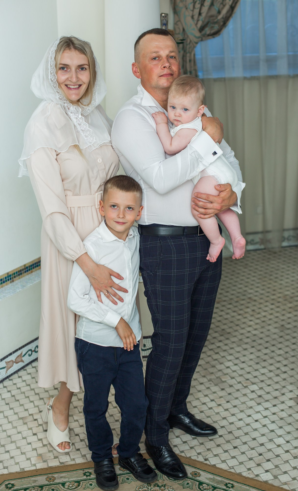 ФОТОГРАФ ТАИНСТВО КРЕЩЕНИЯ В МИНСКЕ ЕЛЕНА ЮДИНА