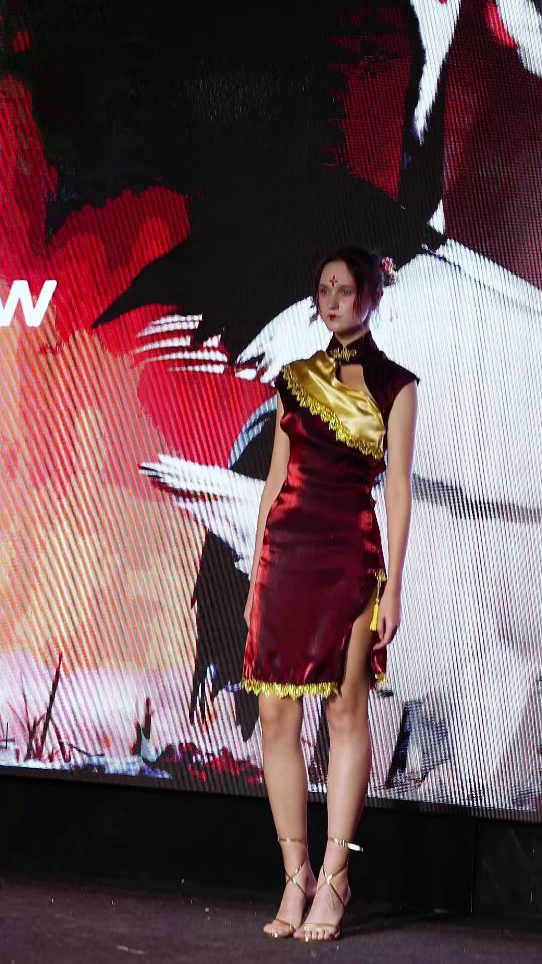 «Ветер перемен» от бренда VELPAW на Fashion фестивале Модная волна. Студия фото, видеографии и мультимедийного дизайна в Москве Multi Frame Studio