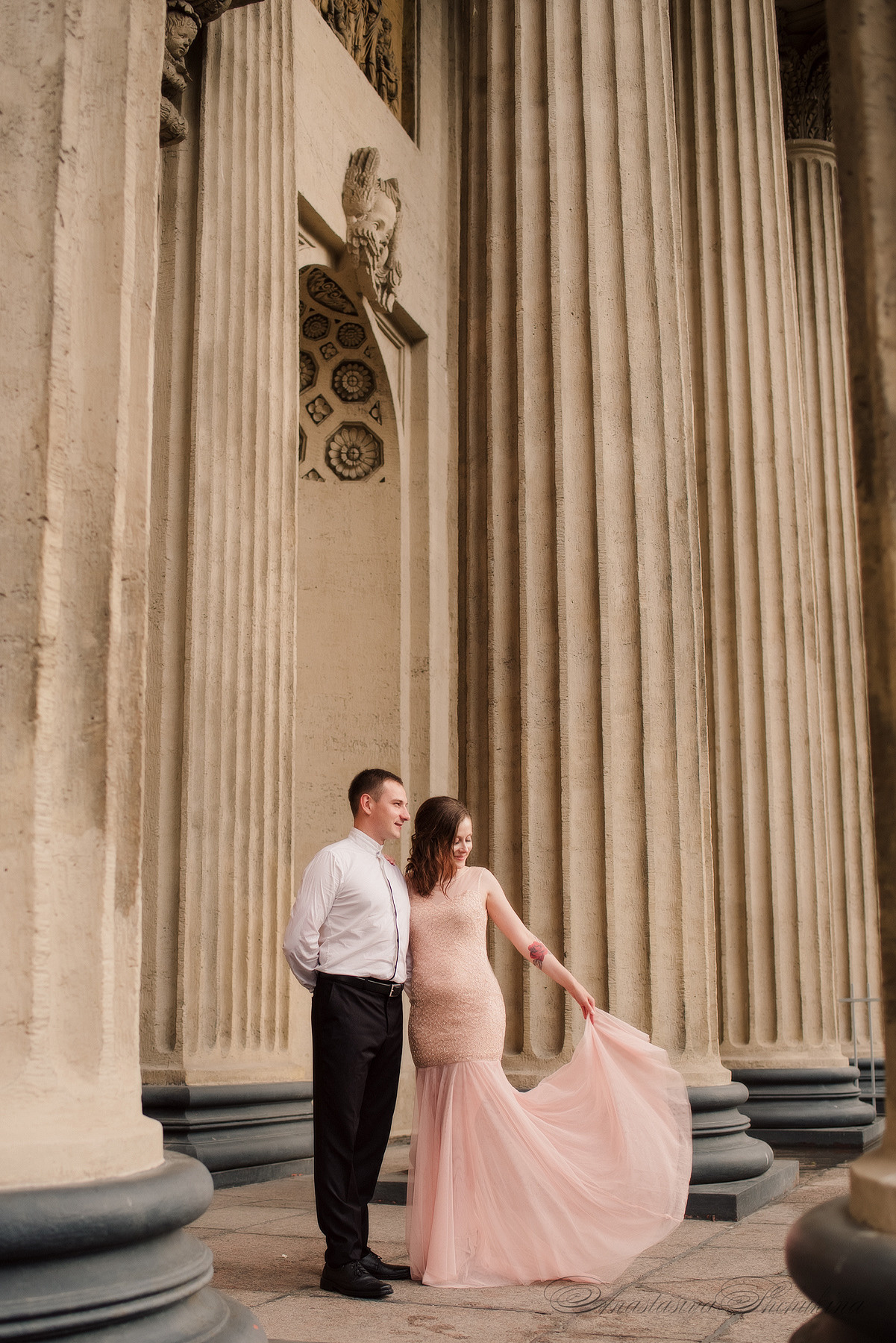 Ангелина и Денис. Дождь и счастье в городе. Семейный и Свадебный фотограф. Санкт-Петербург. Пушкин