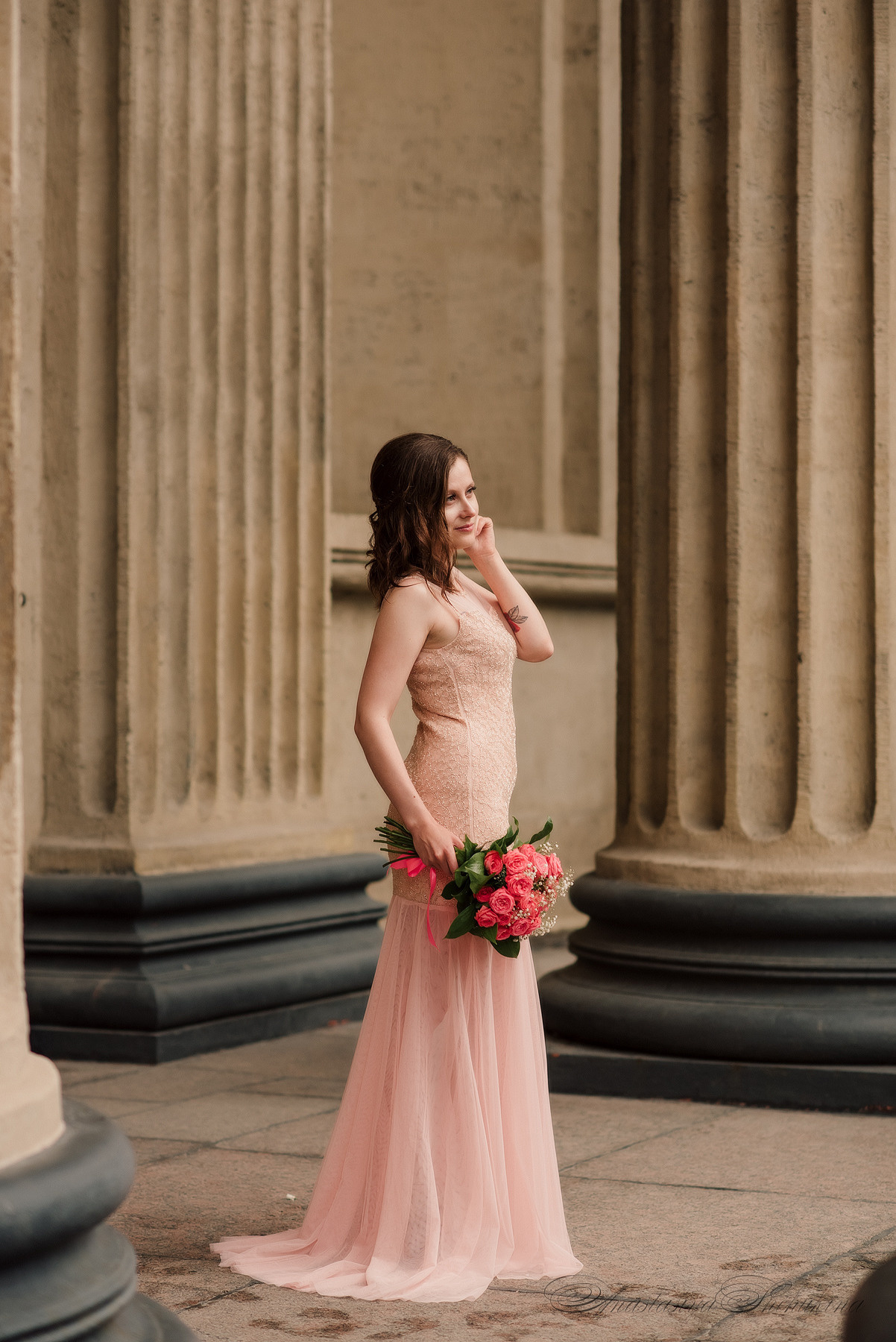 Ангелина и Денис. Дождь и счастье в городе. Семейный и Свадебный фотограф. Санкт-Петербург. Пушкин