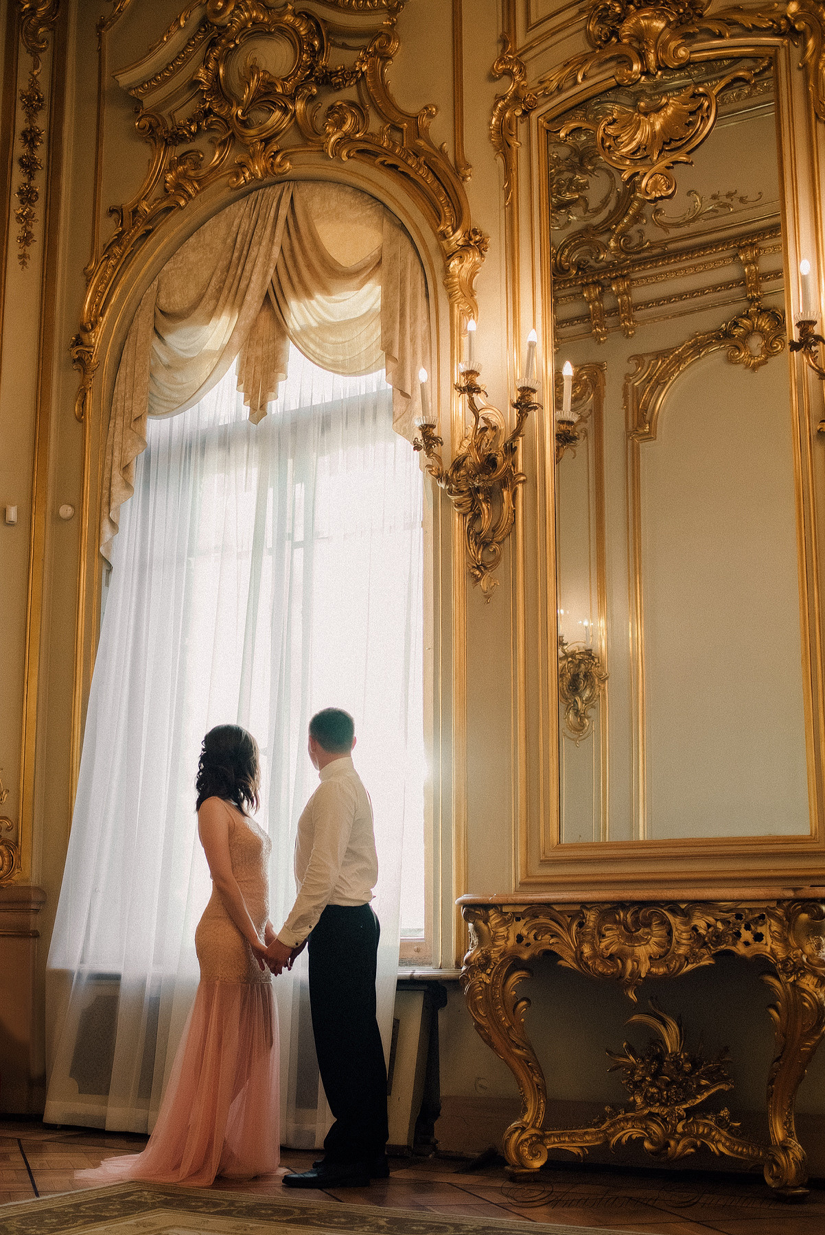 Ангелина и Денис. Дождь и счастье в городе. Семейный и Свадебный фотограф. Санкт-Петербург. Пушкин