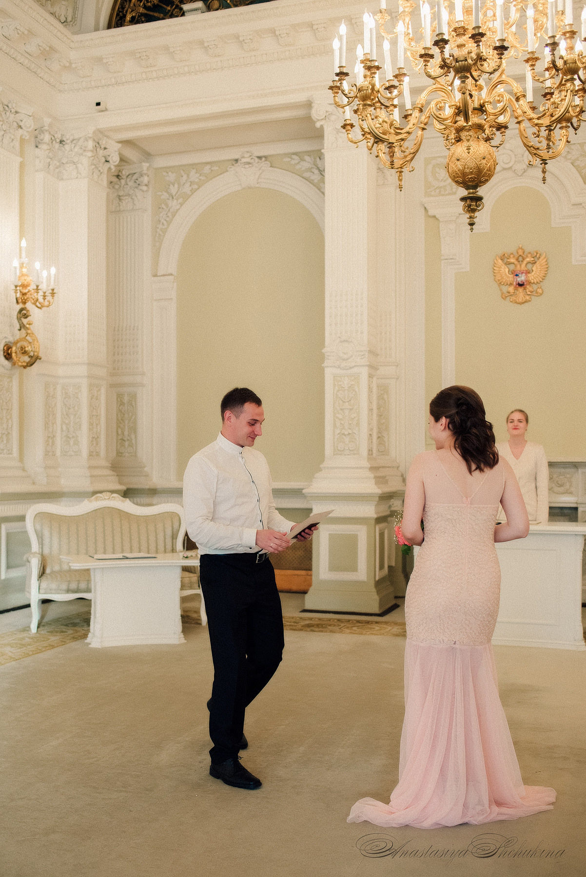 Ангелина и Денис. Дождь и счастье в городе. Семейный и Свадебный фотограф. Санкт-Петербург. Пушкин