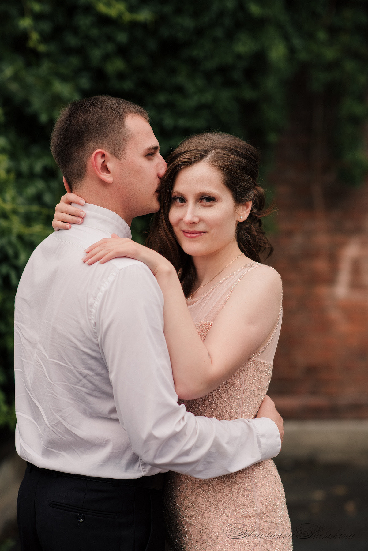 Ангелина и Денис. Дождь и счастье в городе. Семейный и Свадебный фотограф. Санкт-Петербург. Пушкин