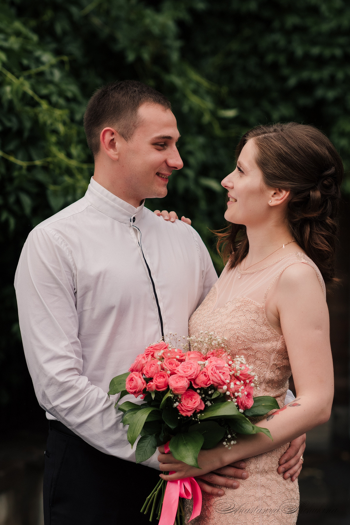 Ангелина и Денис. Дождь и счастье в городе. Семейный и Свадебный фотограф. Санкт-Петербург. Пушкин