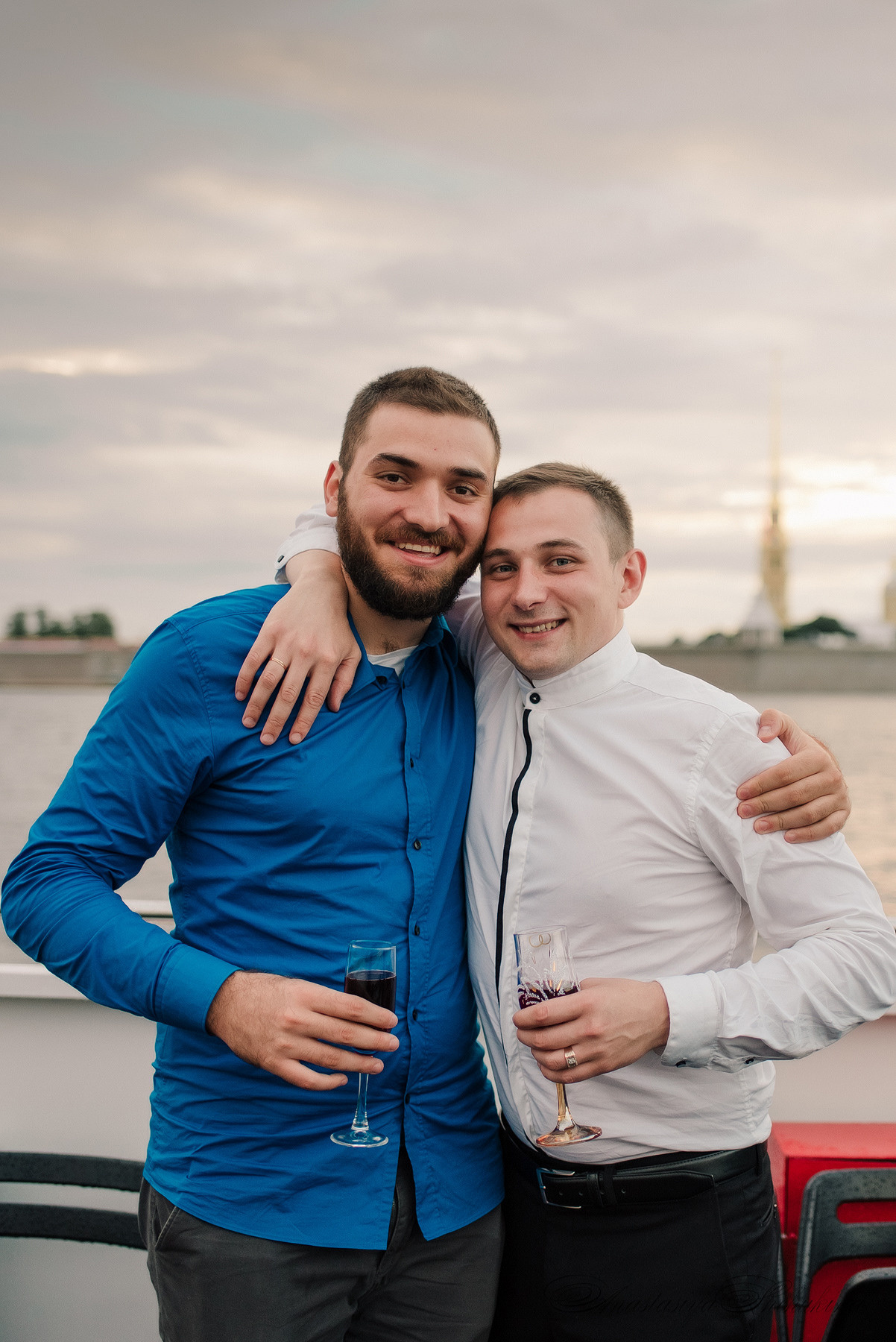 Ангелина и Денис. Дождь и счастье в городе. Семейный и Свадебный фотограф. Санкт-Петербург. Пушкин