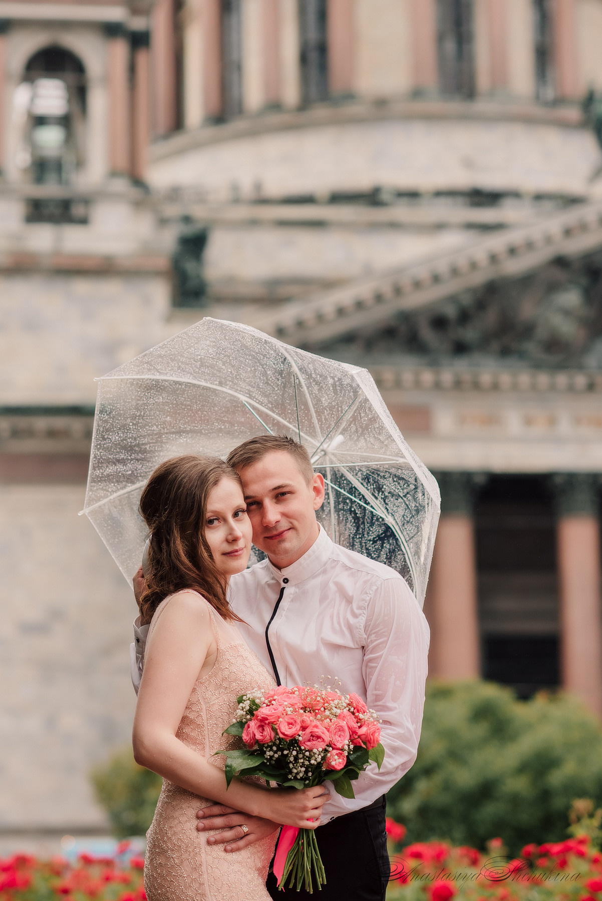 Ангелина и Денис. Дождь и счастье в городе. Семейный и Свадебный фотограф. Санкт-Петербург. Пушкин