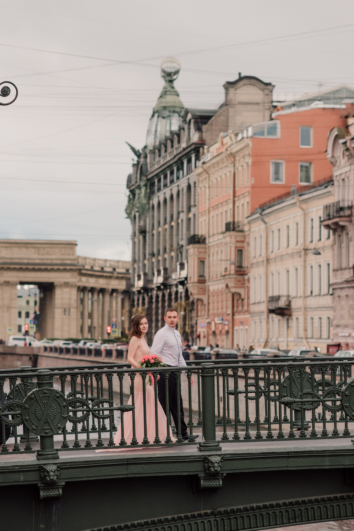 Ангелина и Денис. Дождь и счастье в городе. Семейный и Свадебный фотограф. Санкт-Петербург. Пушкин