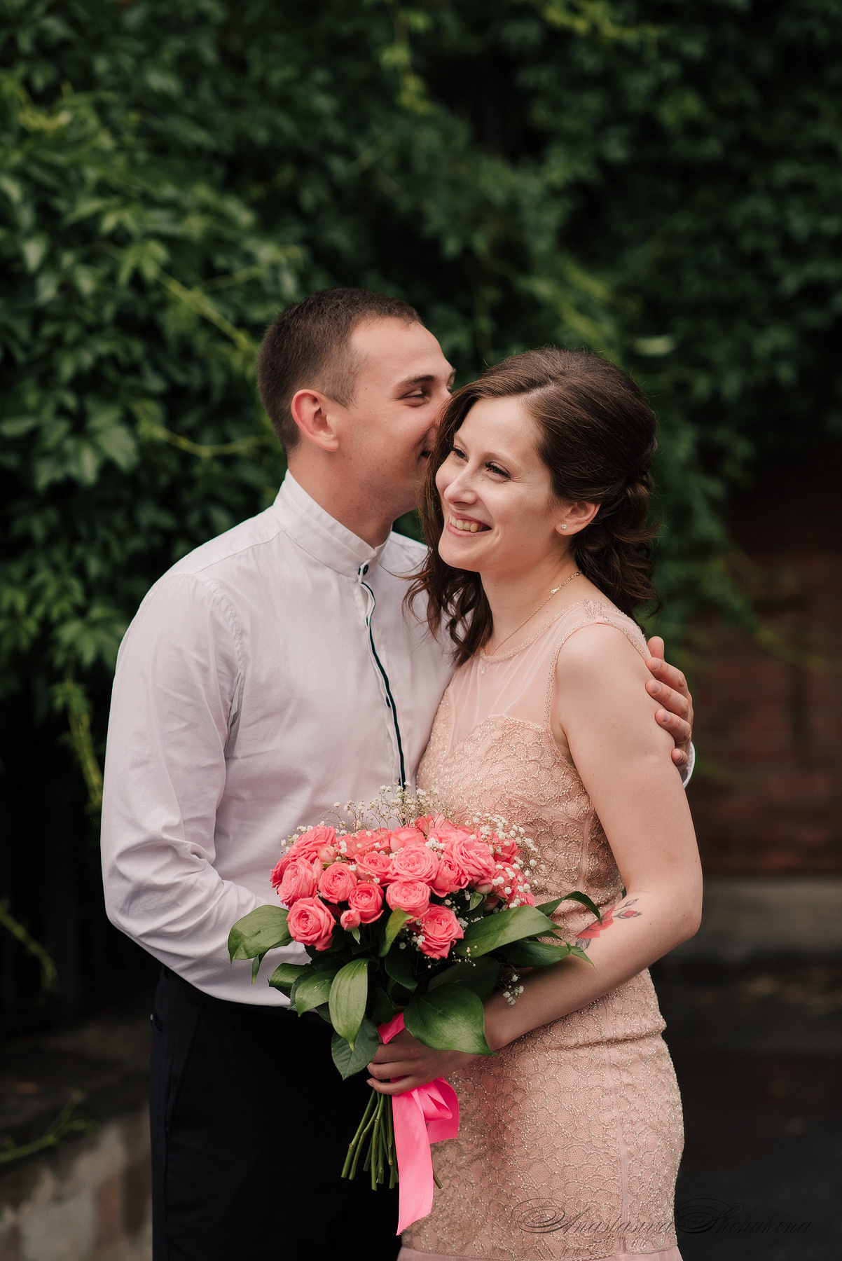Ангелина и Денис. Дождь и счастье в городе. Семейный и Свадебный фотограф. Санкт-Петербург. Пушкин