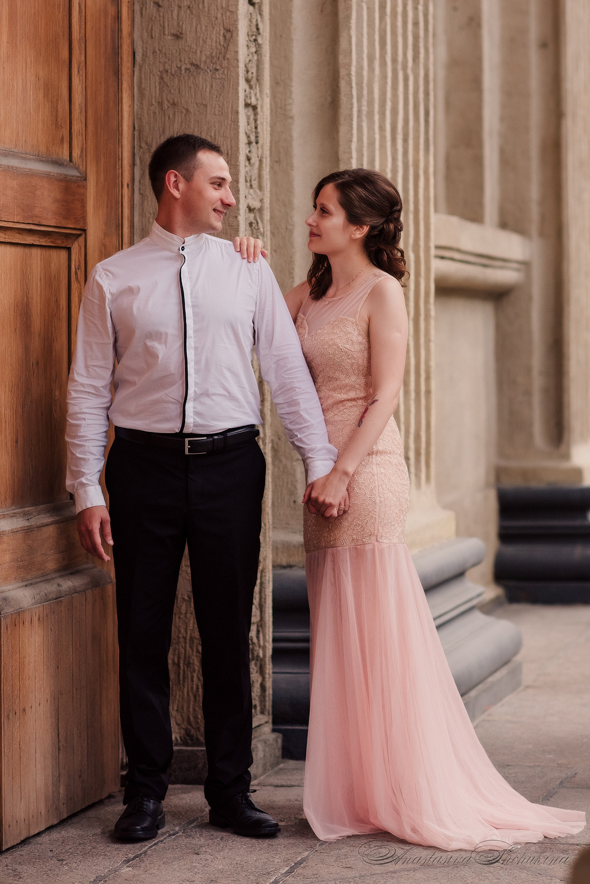 Ангелина и Денис. Дождь и счастье в городе. Семейный и Свадебный фотограф. Санкт-Петербург. Пушкин