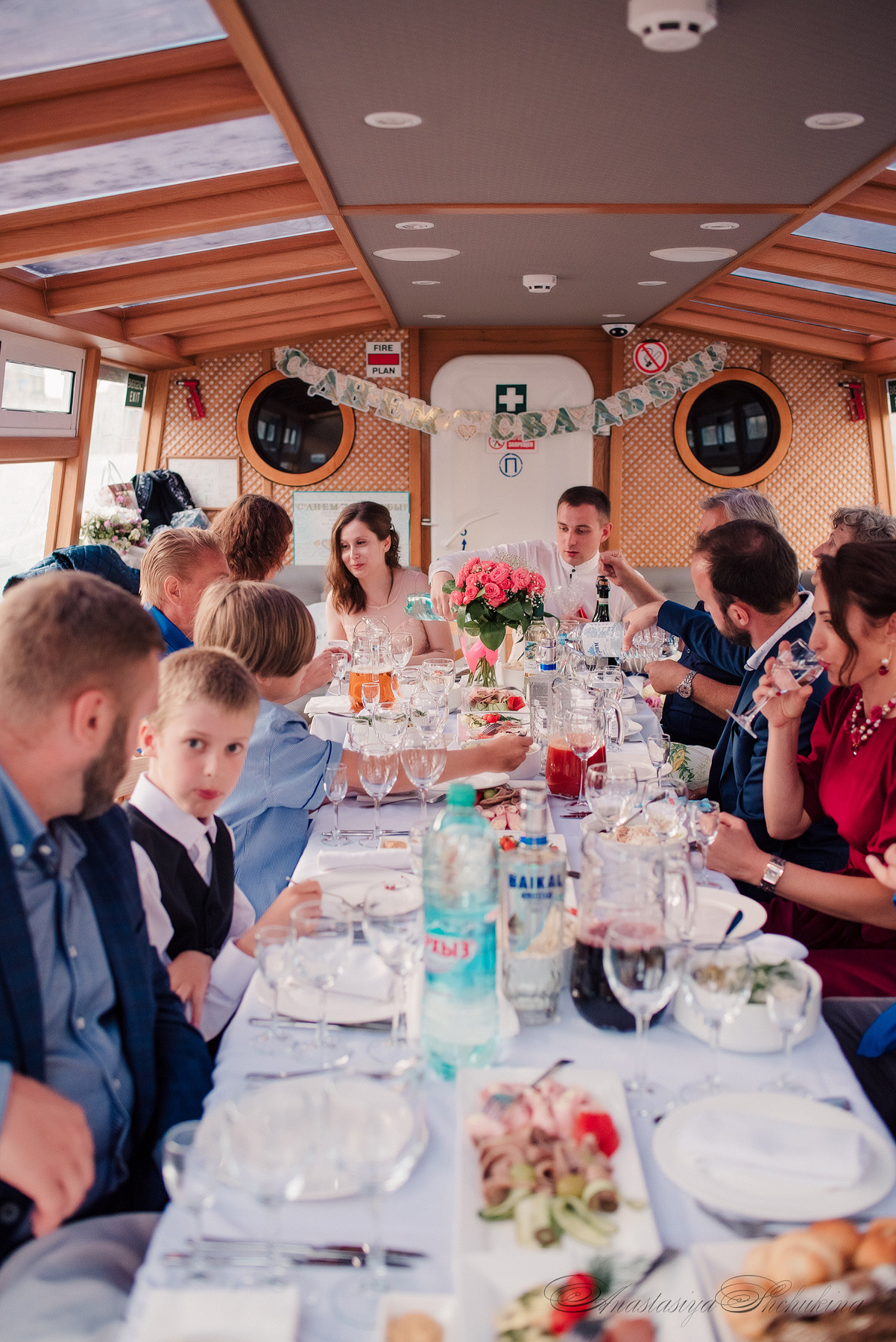 Ангелина и Денис. Дождь и счастье в городе. Семейный и Свадебный фотограф. Санкт-Петербург. Пушкин