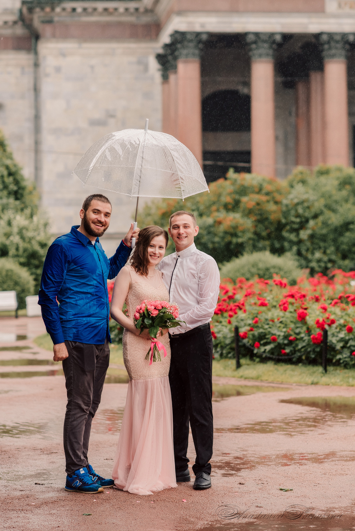 Ангелина и Денис. Дождь и счастье в городе. Семейный и Свадебный фотограф. Санкт-Петербург. Пушкин