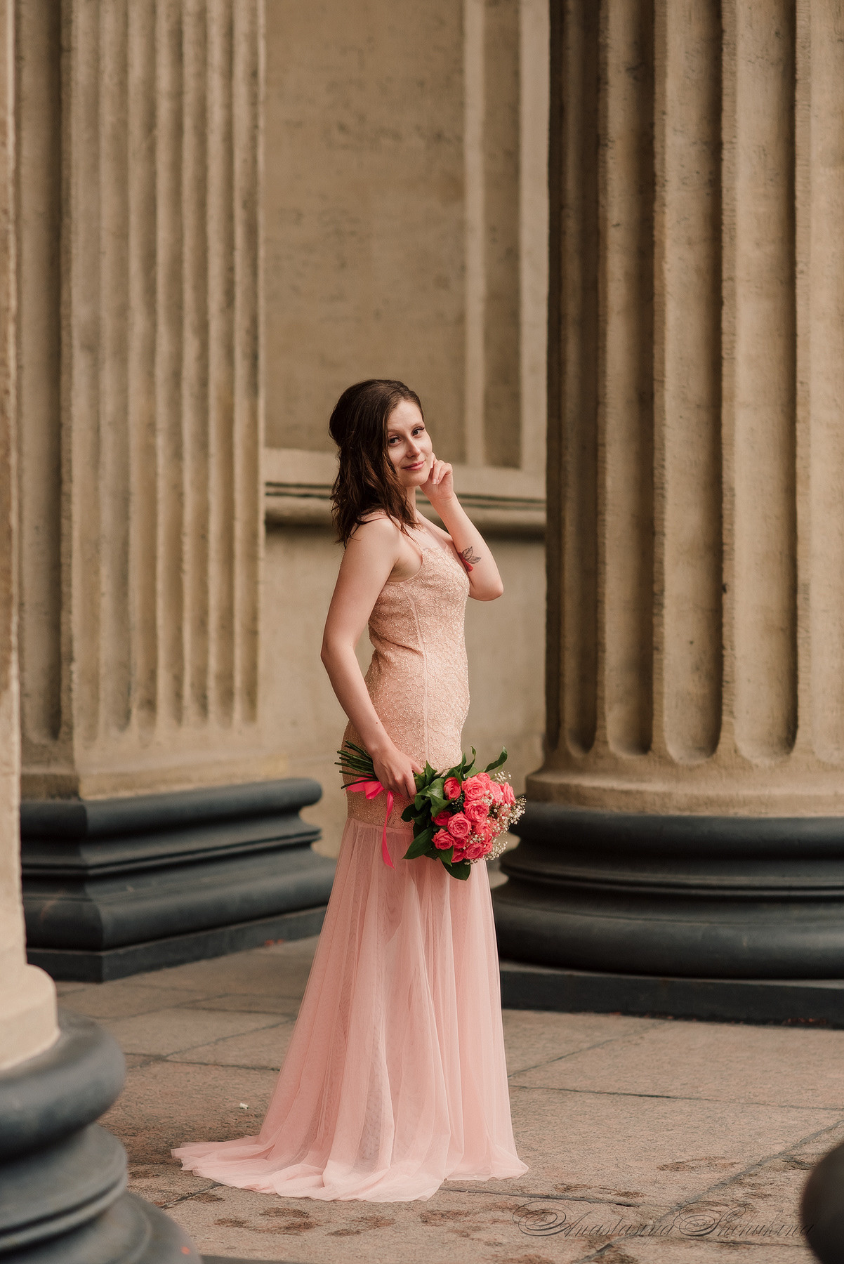 Ангелина и Денис. Дождь и счастье в городе. Семейный и Свадебный фотограф. Санкт-Петербург. Пушкин