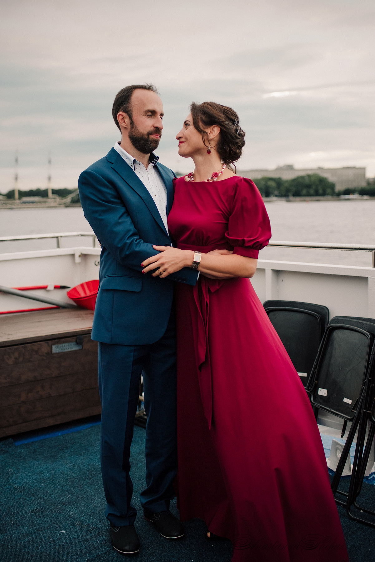 Ангелина и Денис. Дождь и счастье в городе. Семейный и Свадебный фотограф. Санкт-Петербург. Пушкин