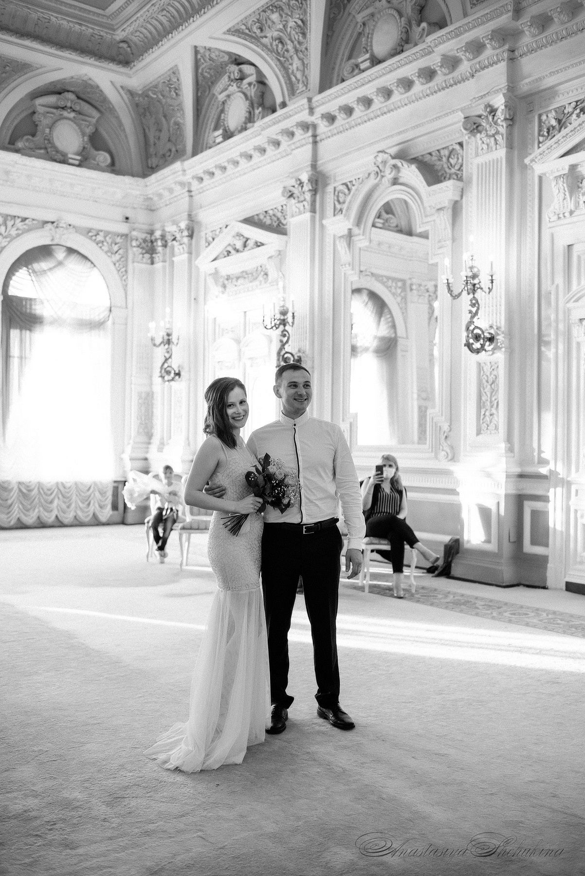 Ангелина и Денис. Дождь и счастье в городе. Семейный и Свадебный фотограф. Санкт-Петербург. Пушкин