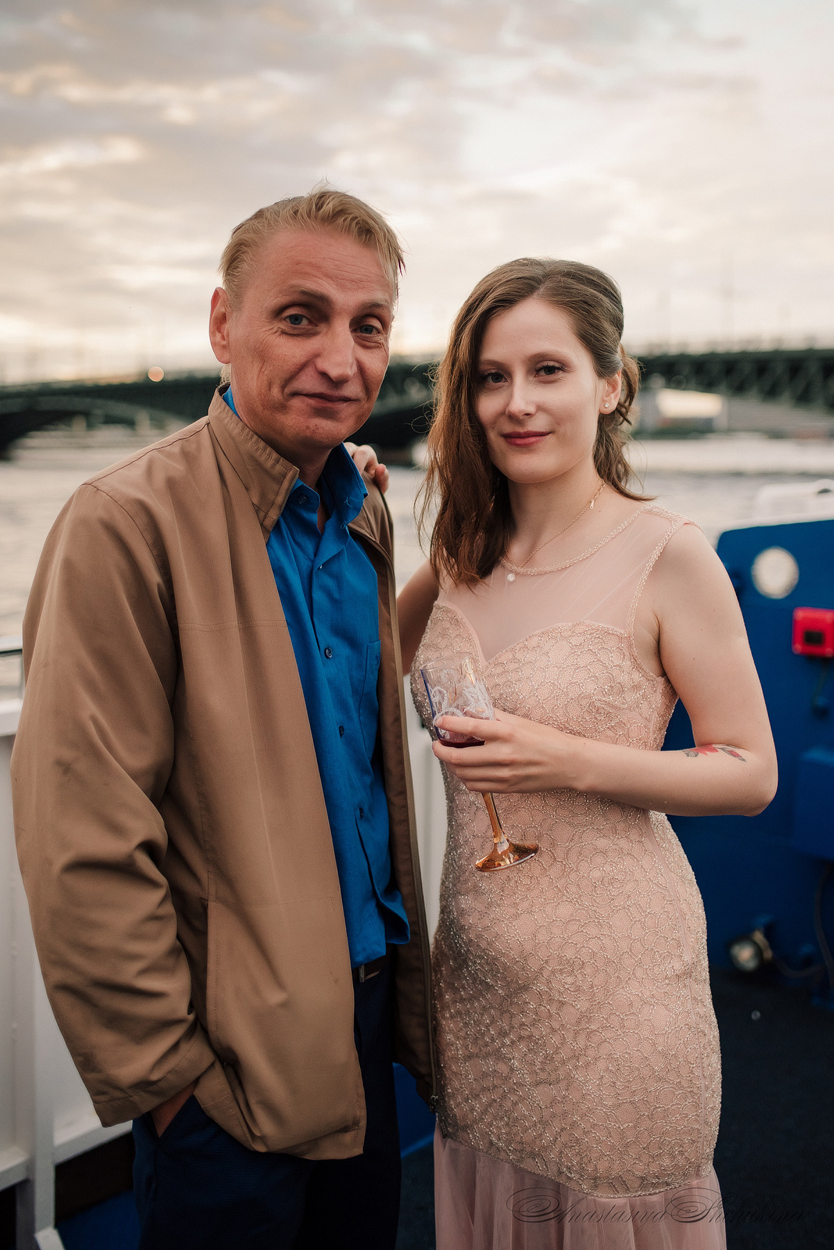 Ангелина и Денис. Дождь и счастье в городе. Семейный и Свадебный фотограф. Санкт-Петербург. Пушкин