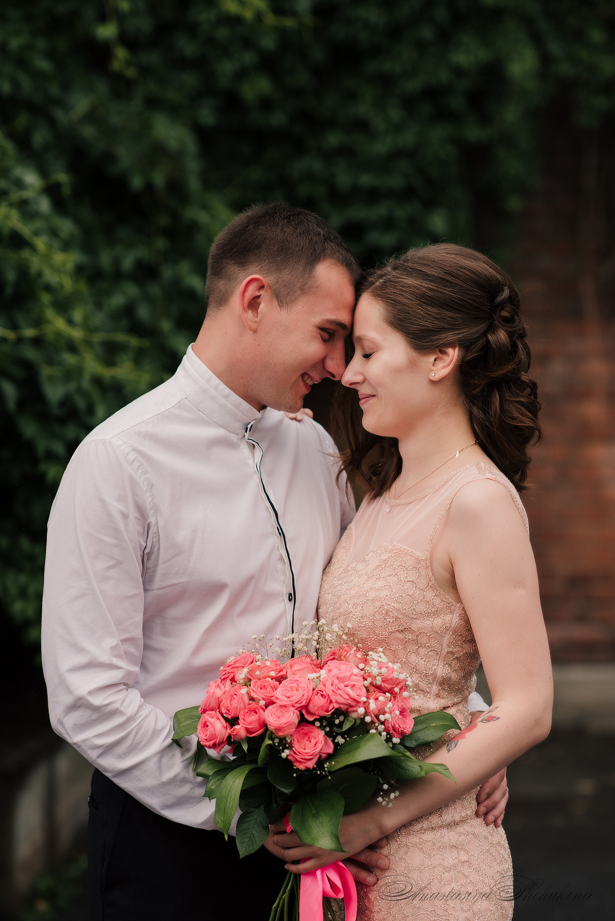 Ангелина и Денис. Дождь и счастье в городе. Семейный и Свадебный фотограф. Санкт-Петербург. Пушкин