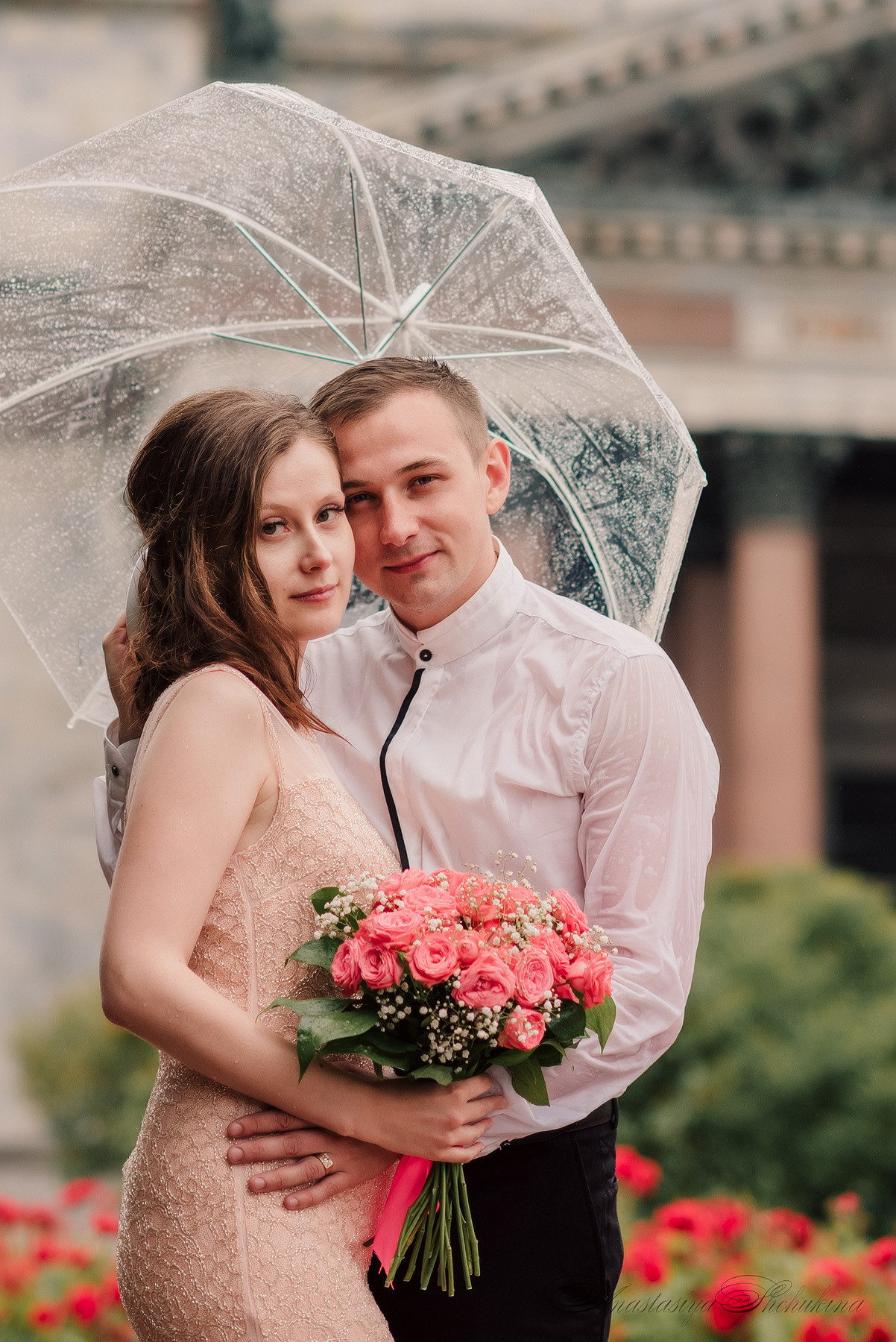 Ангелина и Денис. Дождь и счастье в городе. Семейный и Свадебный фотограф. Санкт-Петербург. Пушкин