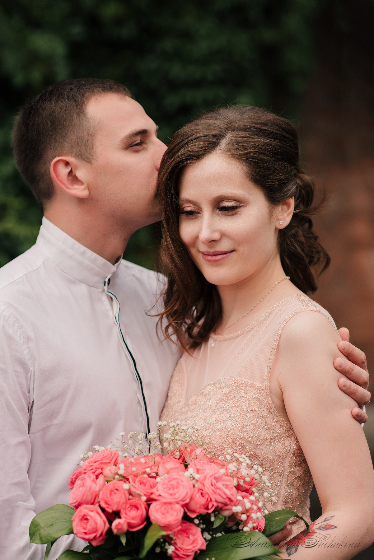 Ангелина и Денис. Дождь и счастье в городе. Семейный и Свадебный фотограф. Санкт-Петербург. Пушкин