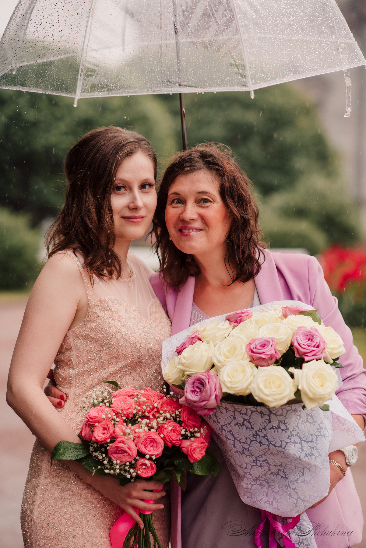 Ангелина и Денис. Дождь и счастье в городе. Семейный и Свадебный фотограф. Санкт-Петербург. Пушкин