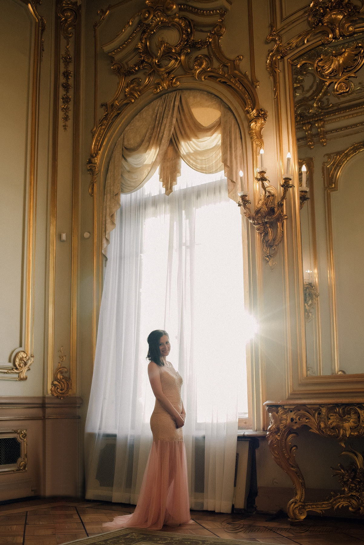 Ангелина и Денис. Дождь и счастье в городе. Семейный и Свадебный фотограф. Санкт-Петербург. Пушкин