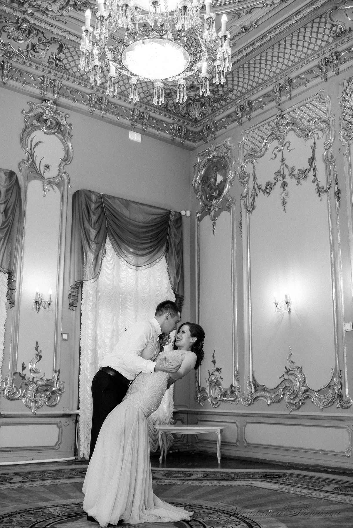 Ангелина и Денис. Дождь и счастье в городе. Семейный и Свадебный фотограф. Санкт-Петербург. Пушкин