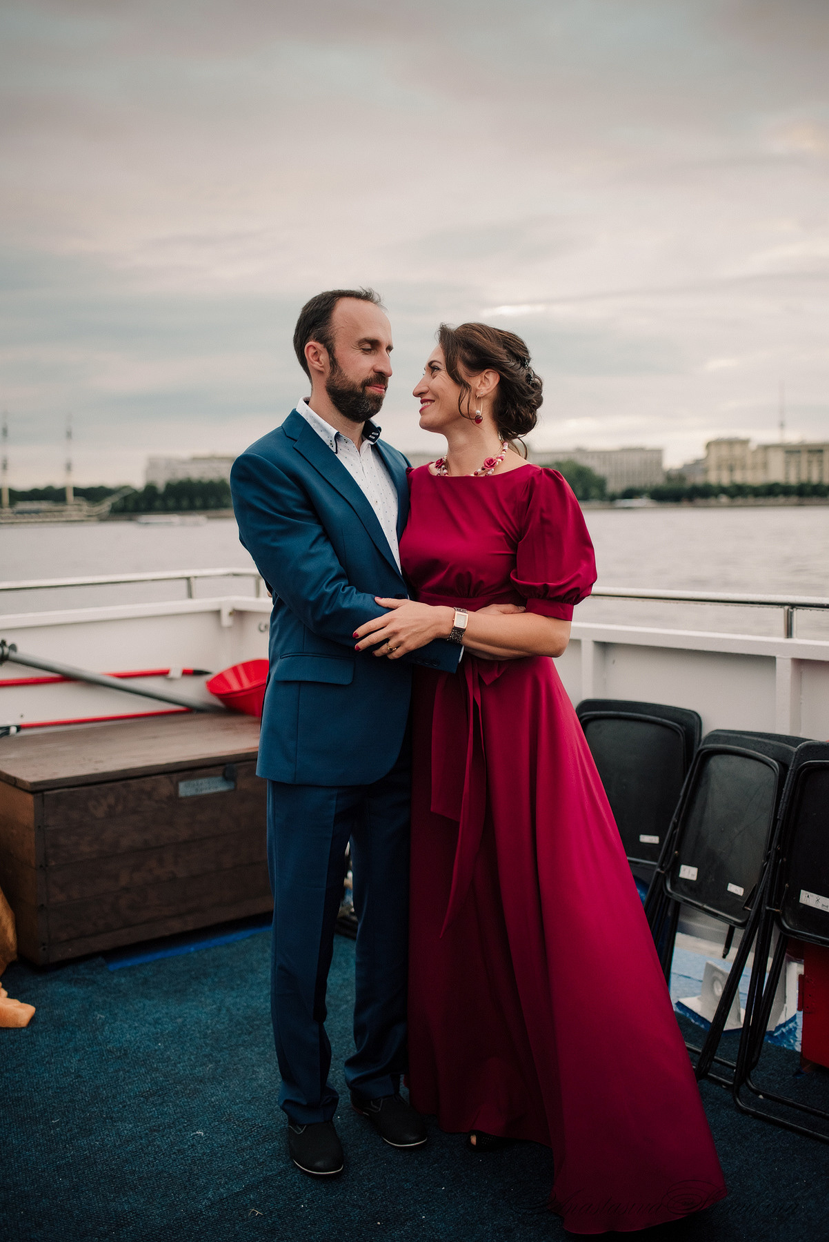 Ангелина и Денис. Дождь и счастье в городе. Семейный и Свадебный фотограф. Санкт-Петербург. Пушкин
