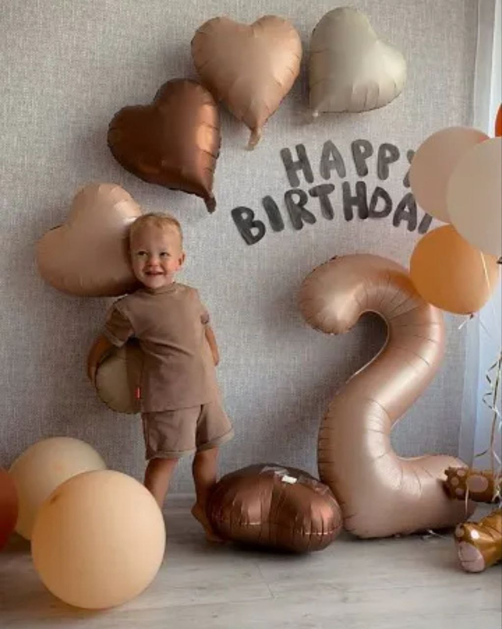 Dostava balona Novi Sad Dostava balona Beograd. Шары с гелием, фотозоны Нови Сад Белград. Balone i dekoracije od balona Novi Sad Beograd