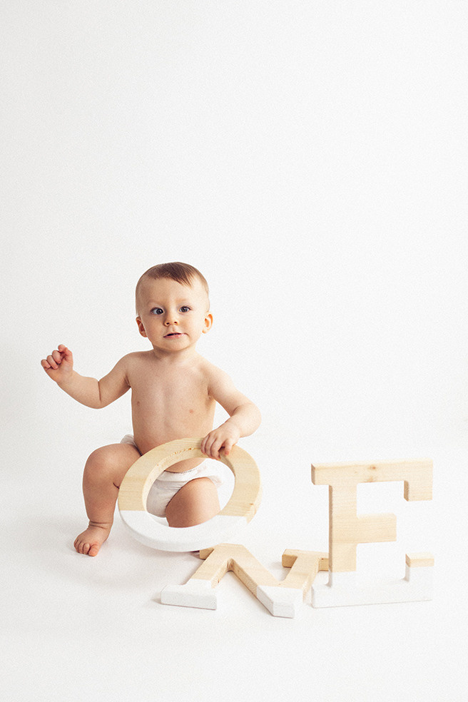 Новый классный комбез для мальчиков. Детская фотостудия «Лиммеридж» в Санкт-Петербурге