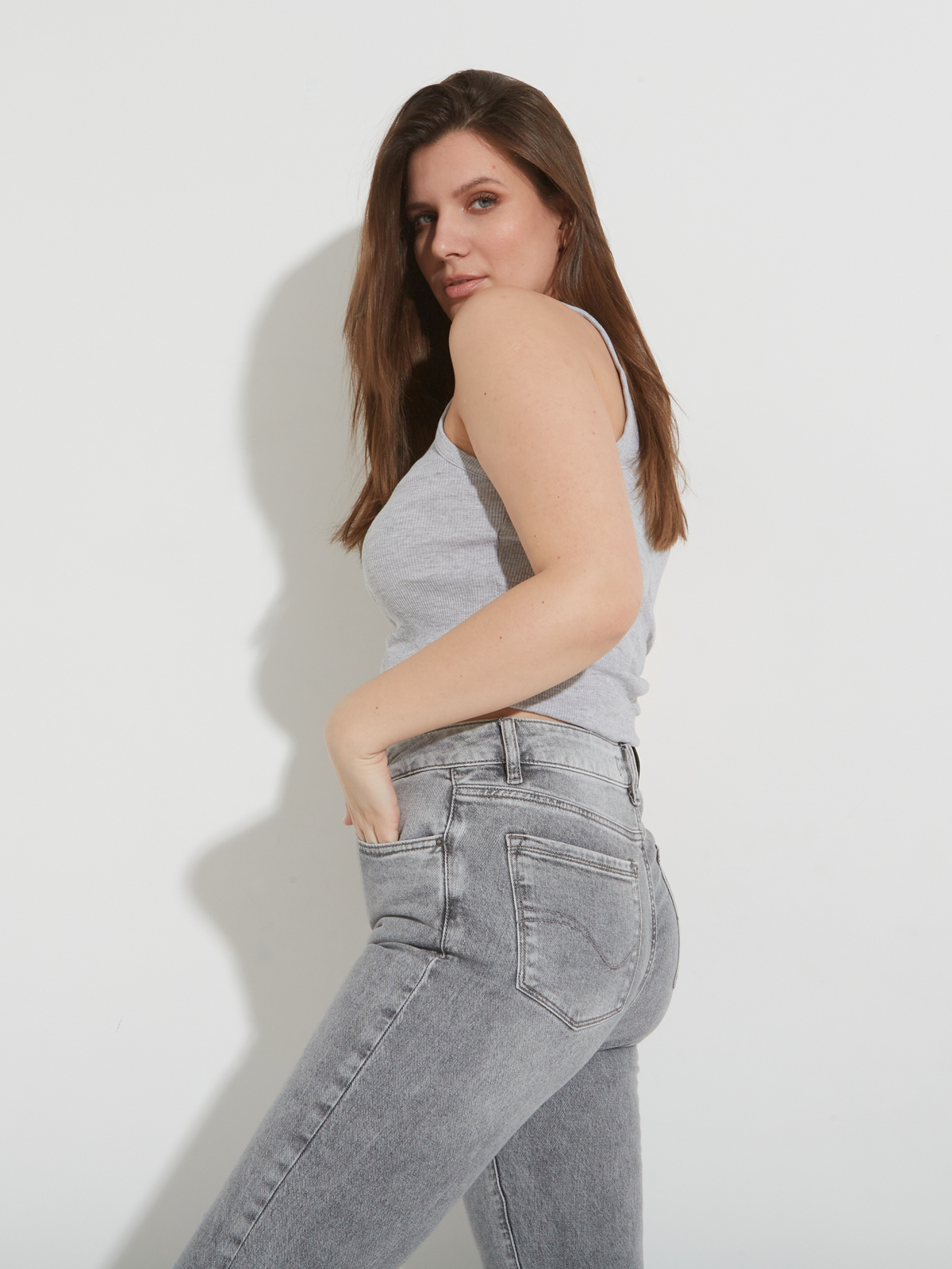 Модель Полина Новосибирск. Коммерческий фотограф для маркетплейсов Wildberries и Ozon в Новосибирске — фото и видео для брендов