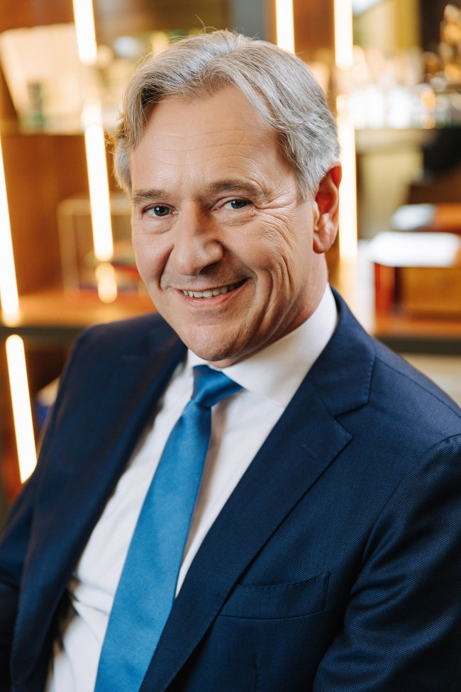 Бизнес-фотограф в Москве — Виталий Агабабян