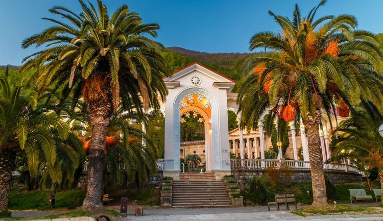 Обучающий фототур в Абхазию 20–25 февраля 2026. Детский и семейный фотограф Елена Михайлова в Москве