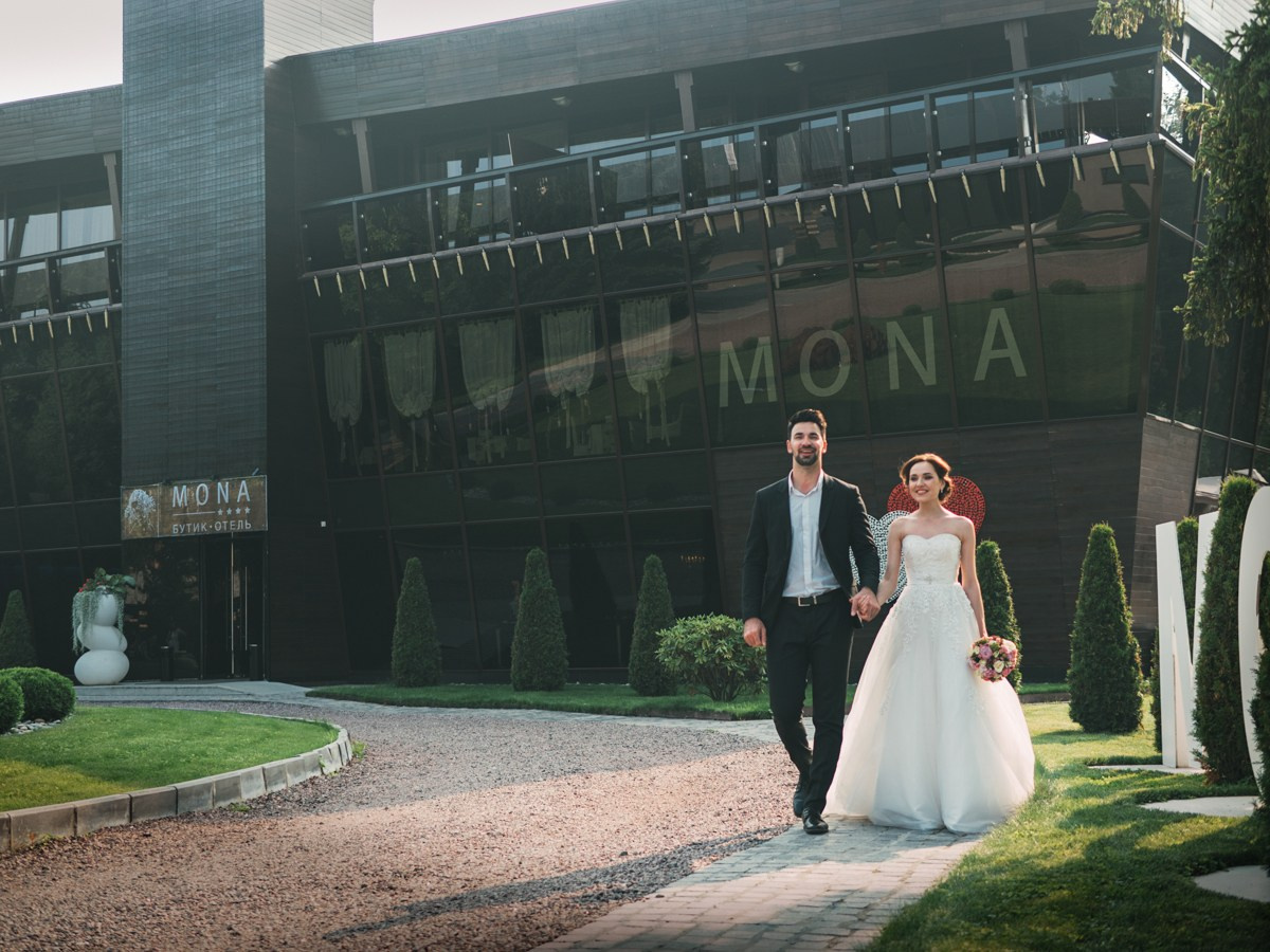 Свадебные сборы в отеле Mona: кейс Александра и Ольги | Жуков Василий. Свадебный фотограф Москва | Жуков Василий — профессиональная съемка
