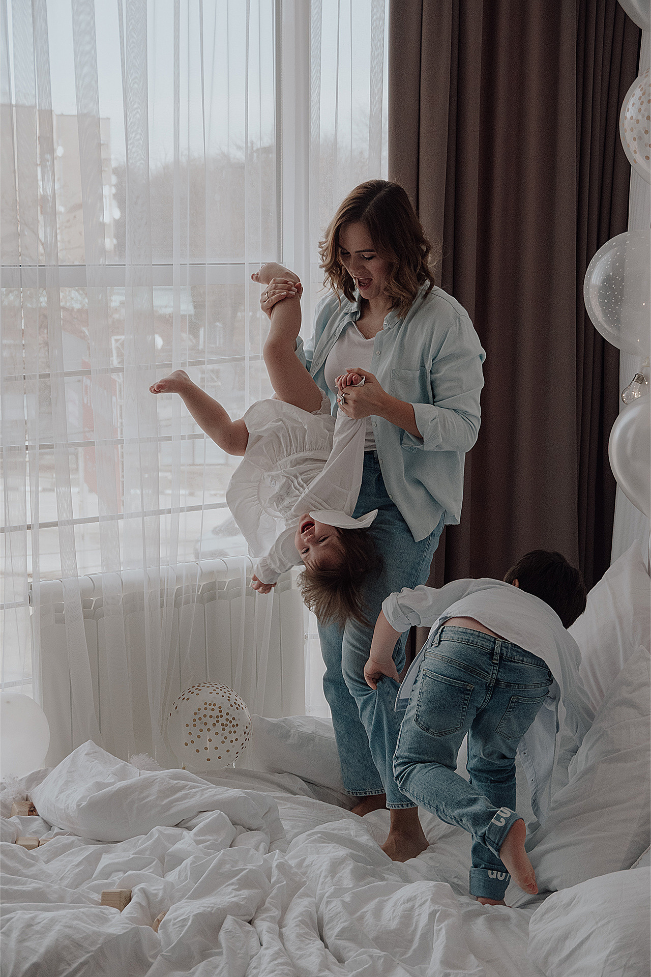 Юлия Малиновская с детками. Домашняя съемка. Семейный фотограф Пятигорск, Кисловодск, Эльбрус. Марина Вяликова