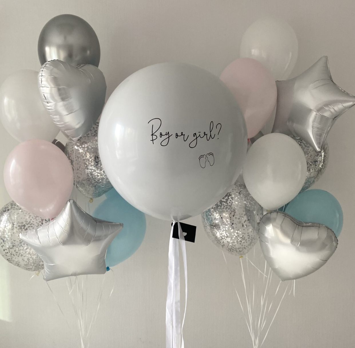 Гендер пати шары gender party balloons balon za otvaranje pola. Шары с гелием, фотозоны Нови Сад Белград. Balone i dekoracije od balona Novi Sad Beograd