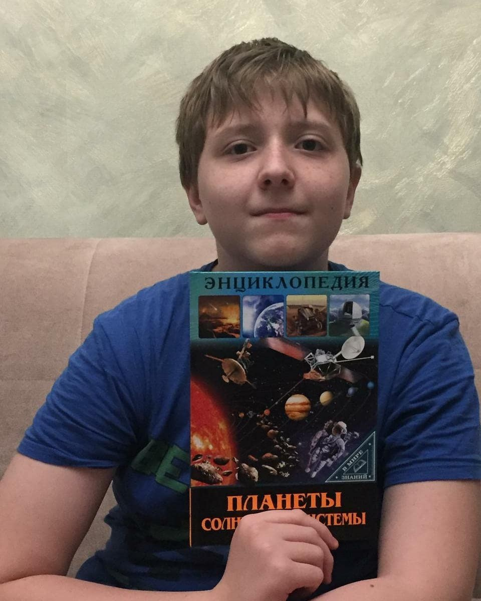 60 лет космической эры: наши дети рисуют звёзды!