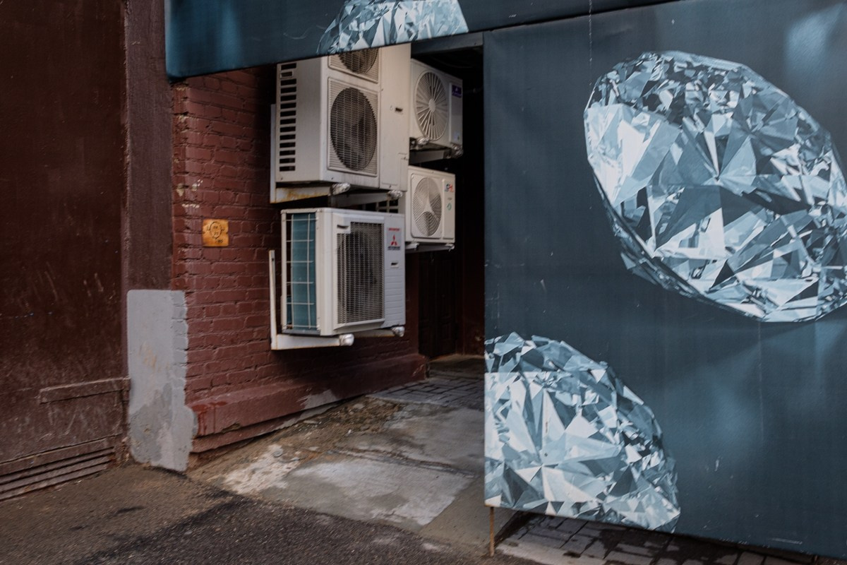 How to eat at night (ongoing). Photographer, Documentary and Art