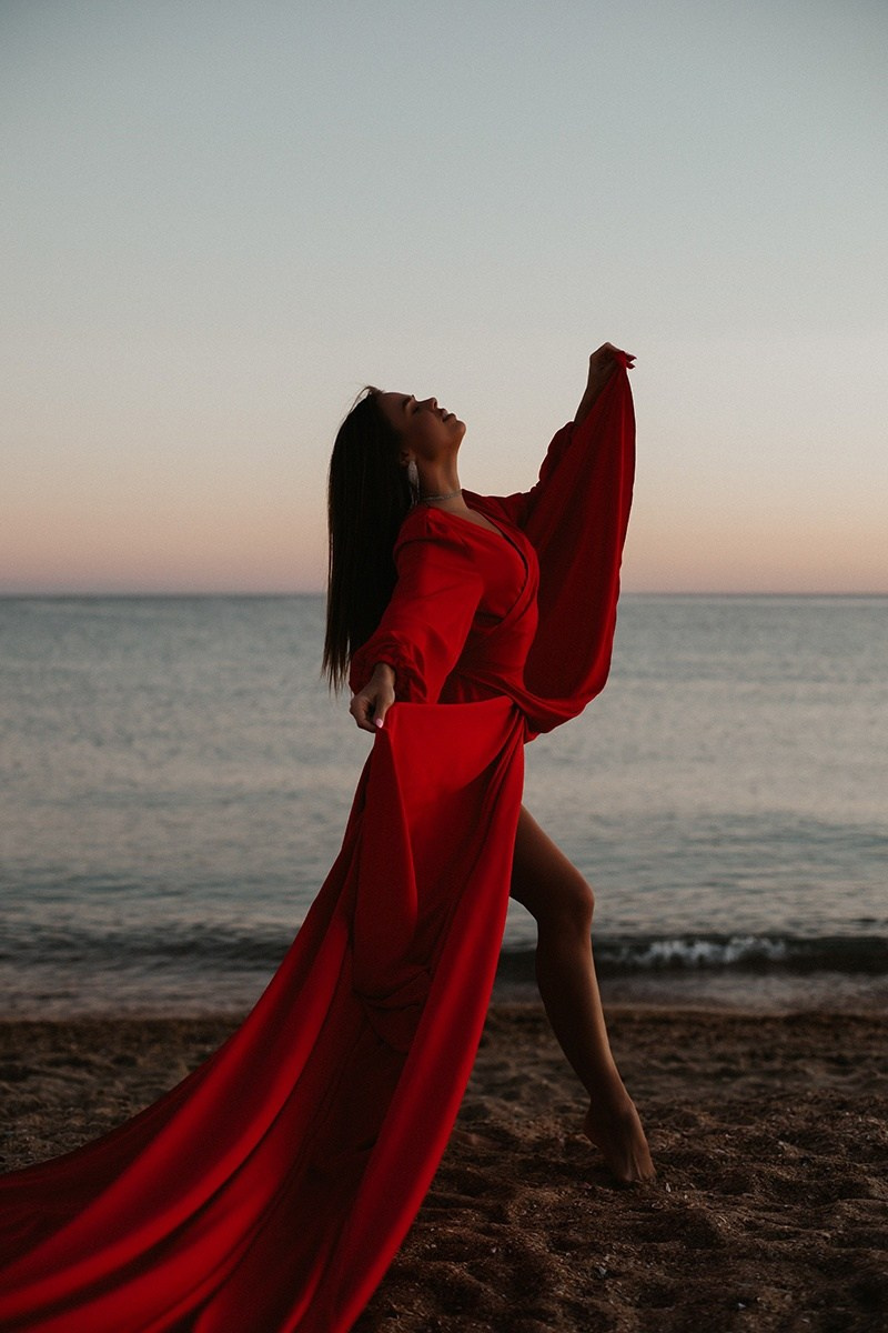 ЛЕТЯЩИЕ ПЛАТЬЕ. Https://malovafoto.ru